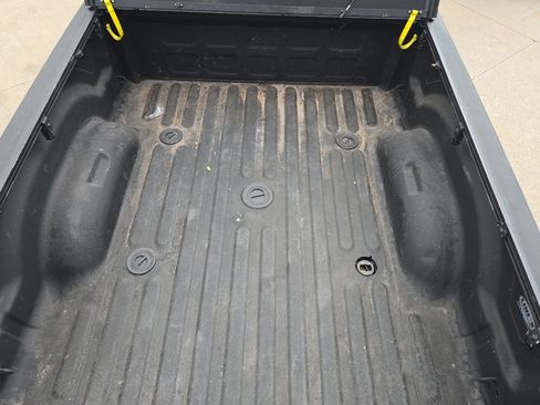 Used 2018 RAM 2500 Tradesman w/ Chrome Appearance Group AWD/4WD image 30