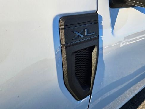 New 2026 Ford Maverick XL image 10