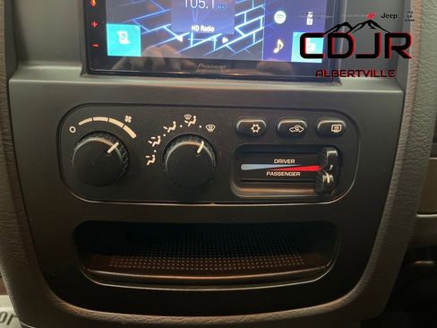 Used 2005 Dodge Ram 1500 Truck 2WD Quad Cab image 28