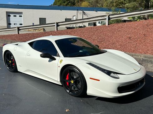 Used 2014 Ferrari 458 Italia Coupe image 7