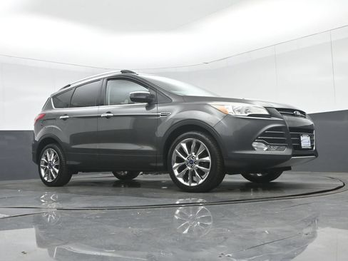 Used 2016 Ford Escape SE w/ SE Chrome Package AWD/4WD image 48