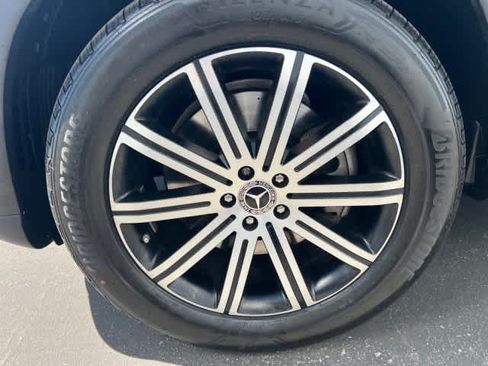 Certified 2025 Mercedes-Benz GLE 450e 4MATIC image 10