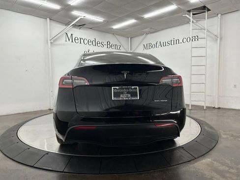 Used 2021 Tesla Model Y Long Range AWD/4WD image 6