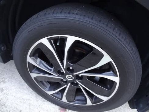 Used 2022 MAZDA CX-5 AWD 2.5 S w/ Premium Plus Pkg image 13