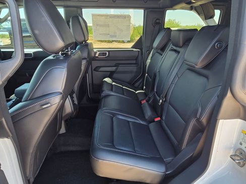 New 2026 Ford Bronco Outer Banks AWD/4WD image 26