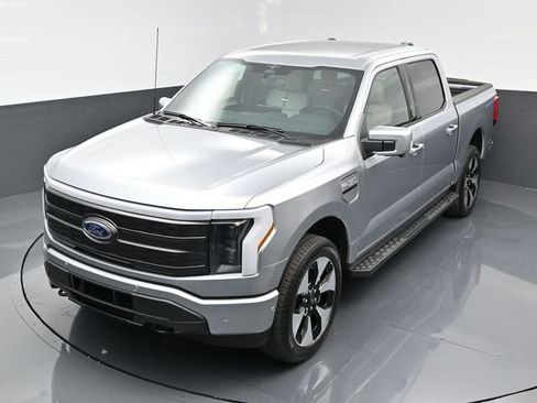 New 2023 Ford F150 Lightning Platinum image 19
