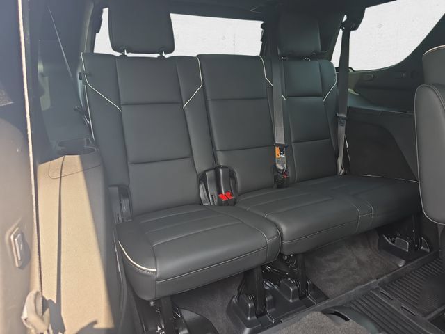 Certified 2026 Cadillac Escalade Sport w/ LPO, Floor Liner Package AWD/4WD image 12
