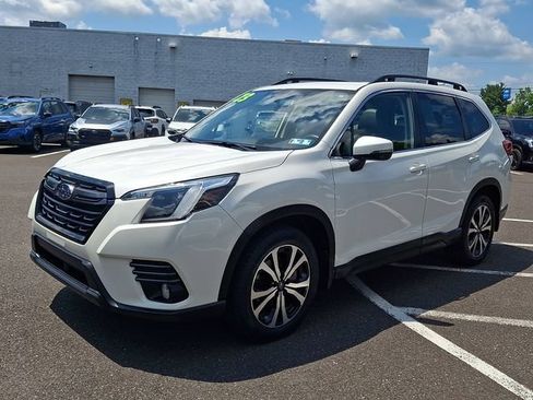 Certified 2023 Subaru Forester Limited AWD/4WD image 3