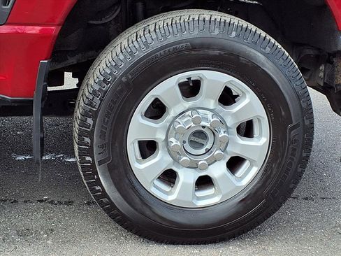 Used 2023 Ford F350 XLT image 9