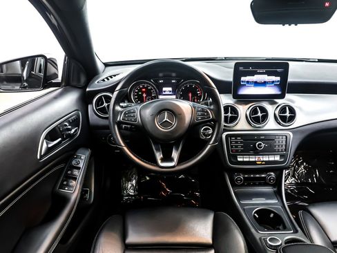 Used 2020 Mercedes-Benz GLA 250 image 5