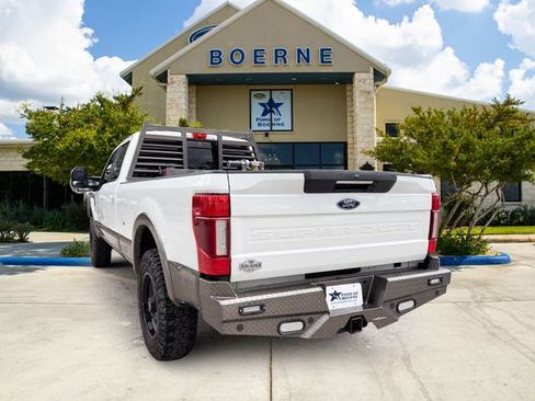 Used 2022 Ford F350 King Ranch w/ King Ranch Ultimate Package AWD/4WD image 3