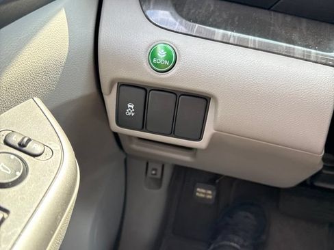 Used 2012 Honda CR-V EX-L image 18