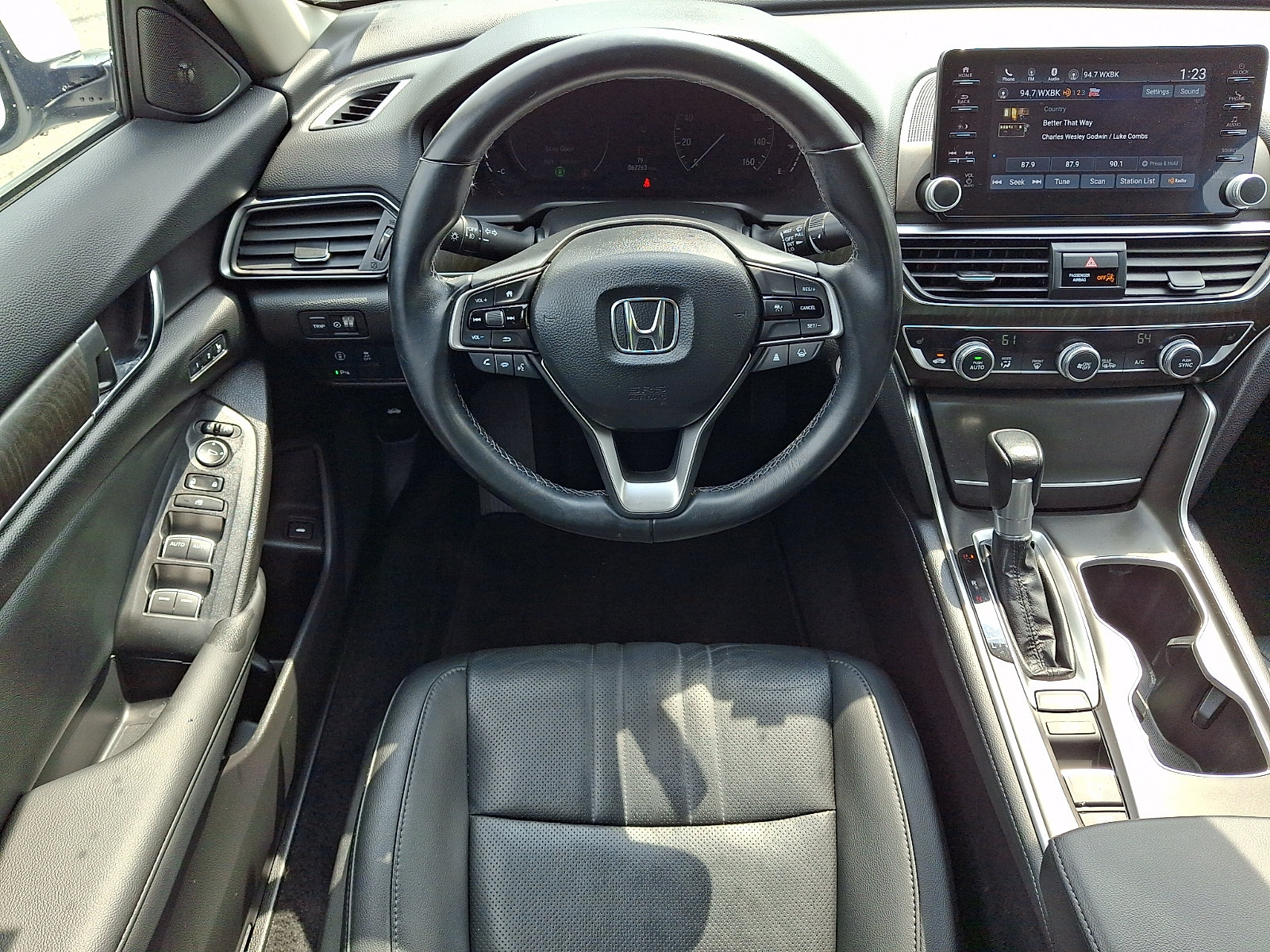Used 2021 Honda Accord EX-L image 11
