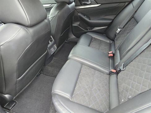 Used 2018 Nissan Maxima SR image 30