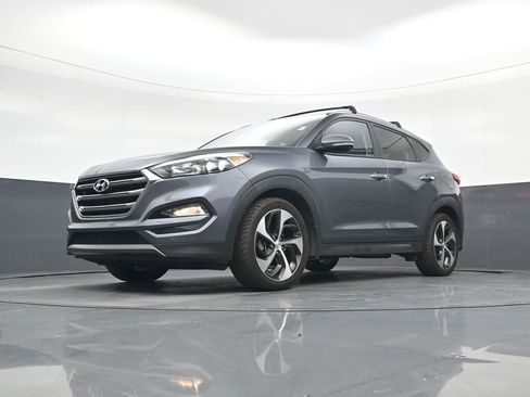 Used 2016 Hyundai Tucson Limited image 16