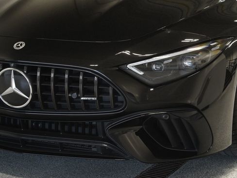 Certified 2022 Mercedes-Benz SL 63 AMG 4MATIC image 9