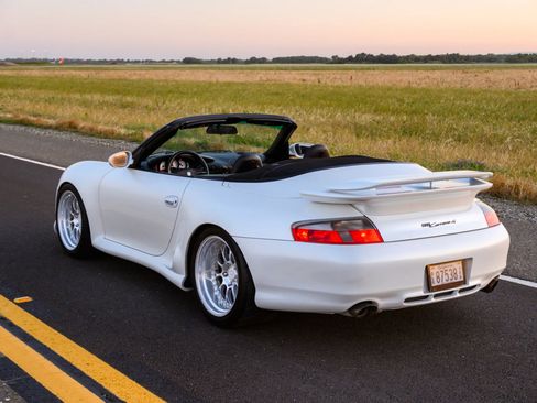 Used 2000 Porsche 911 Carrera 4 AWD/4WD image 94