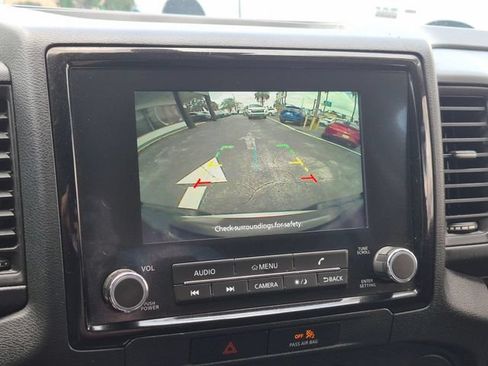 Used 2022 Nissan Frontier S w/ Technology Package RWD image 13