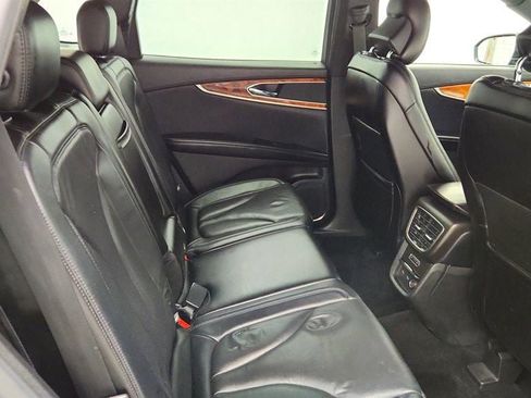 Used 2016 Lincoln MKX Reserve w/ Climate Package AWD/4WD image 24