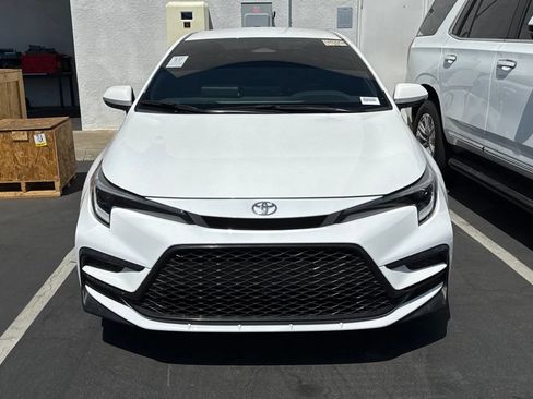 Used 2024 Toyota Corolla SE FWD image 2