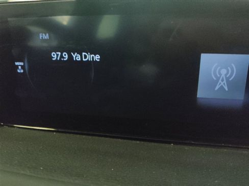 Used 2021 MAZDA MAZDA3 s image 25