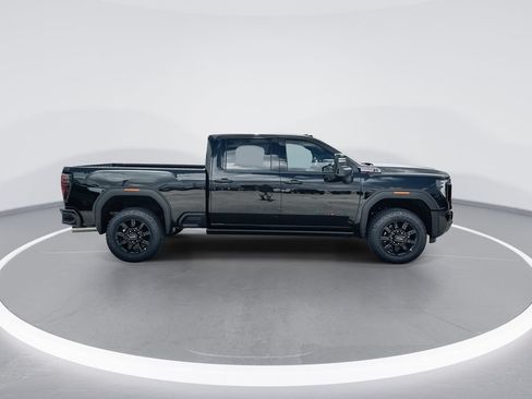 New 2026 GMC Sierra 2500 AT4 w/ AT4 Premium Plus Package AWD/4WD image 9