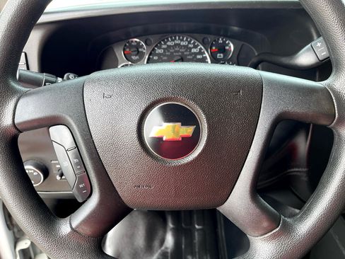 Used 2020 Chevrolet Express 2500 w/ Driver Convenience Package image 26