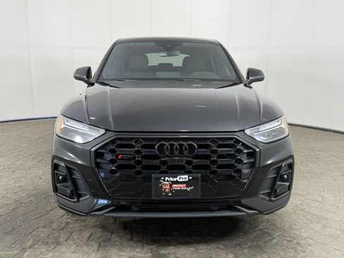 Used 2024 Audi SQ5 Premium Plus w/ S Sport Package AWD/4WD image 2