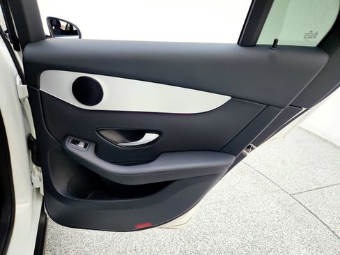 Certified 2021 Mercedes-Benz GLC 300 4MATIC image 27