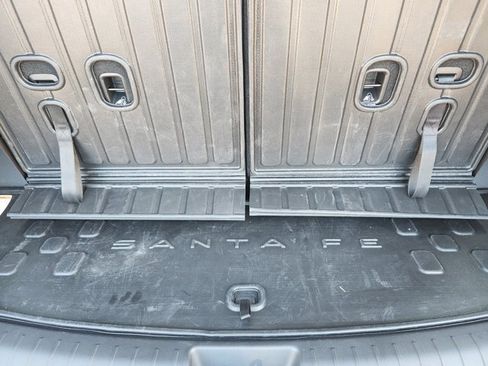 Used 2025 Hyundai Santa Fe SE image 31