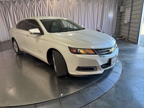 Used 2016 Chevrolet Impala LT image 3