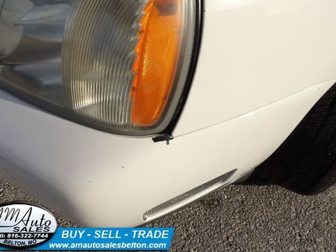 Used 2004 Cadillac De Ville Hearse image 23