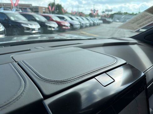 Used 2026 GMC Yukon AT4 Ultimate w/ LPO, Floor Liner Package AWD/4WD image 28