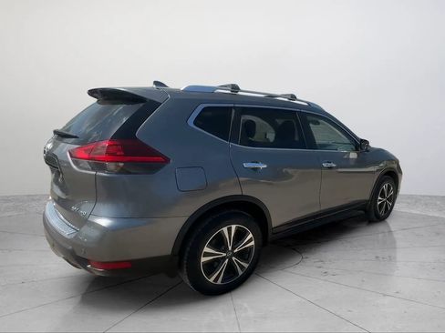 Used 2019 Nissan Rogue SV w/ Sun & Sound Touring Package AWD/4WD image 10