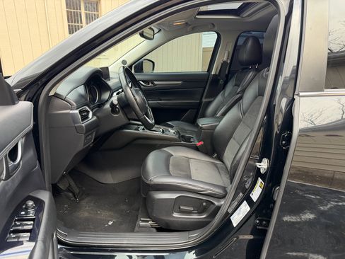 Used 2019 MAZDA CX-5 Touring image 15