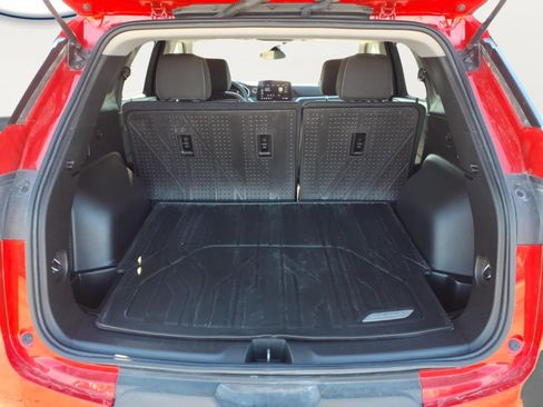 Used 2023 Chevrolet Blazer LT w/ Driver Confidence Package image 5