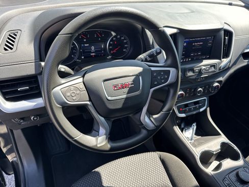 Certified 2024 GMC Terrain SLE w/ Driver Convenience Package image 18