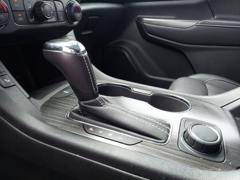 Used 2019 GMC Acadia SLT w/ LPO, Floor Liner Package image 14