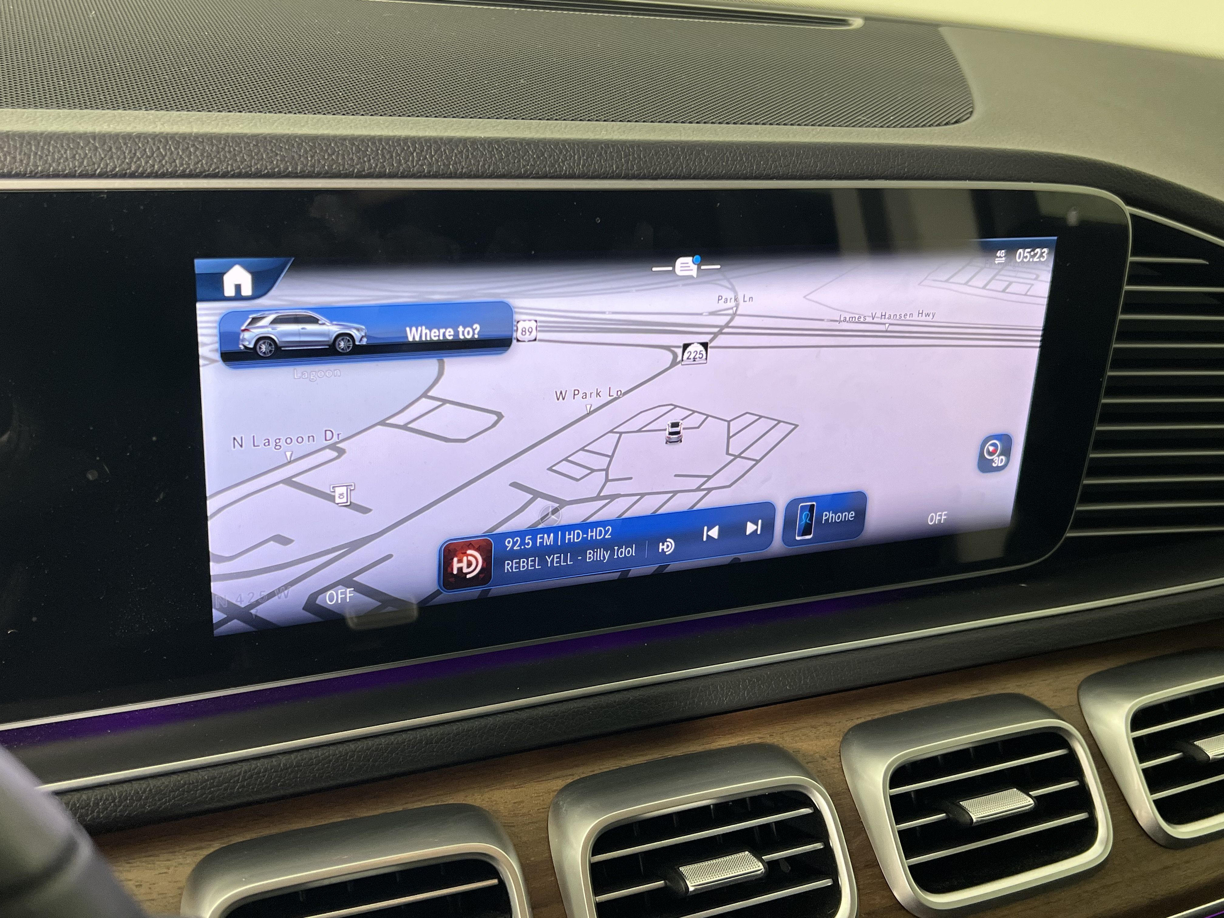 Certified 2025 Mercedes-Benz GLE 350 4MATIC image 30