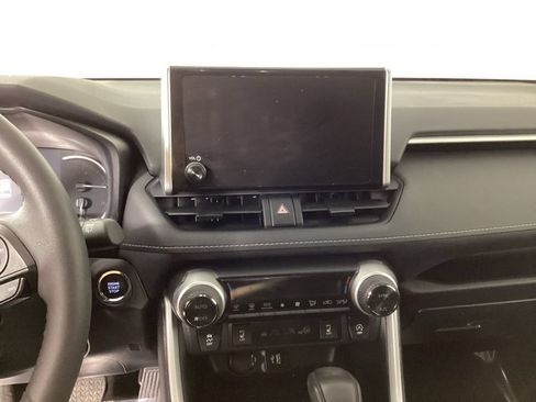 Used 2024 Toyota RAV4 XLE w/ Convenience Package AWD/4WD image 17