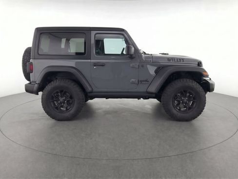 Used 2024 Jeep Wrangler Sport AWD/4WD image 8