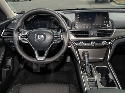 Used 2020 Honda Accord LX image 6