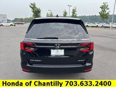 Certified 2024 Honda Odyssey Sport image 6