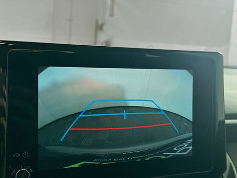 Used 2025 Toyota Corolla LE image 23