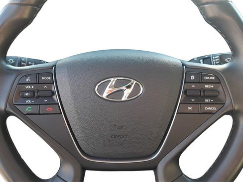 Used 2017 Hyundai Sonata Plug-In Hybrid image 20