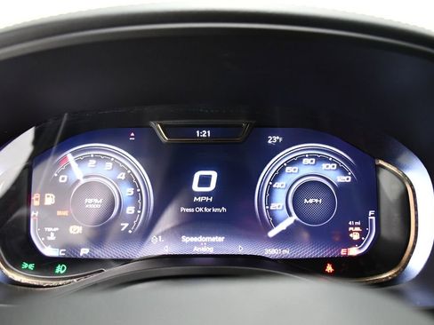 Used 2023 RAM 1500 Limited image 11