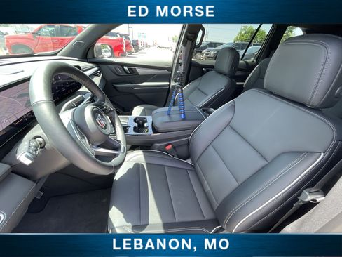 Certified 2026 Buick Enclave Sport Touring AWD/4WD image 18
