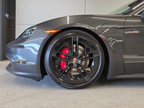 New 2026 Porsche Taycan 4S AWD/4WD image 9