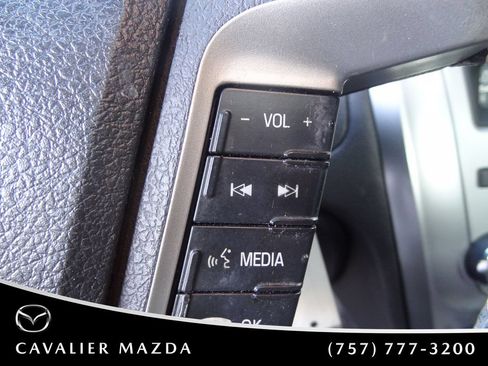 Used 2010 Ford Fusion Hybrid FWD image 21
