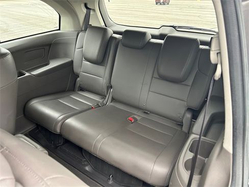 Used 2015 Honda Odyssey EX-L image 23